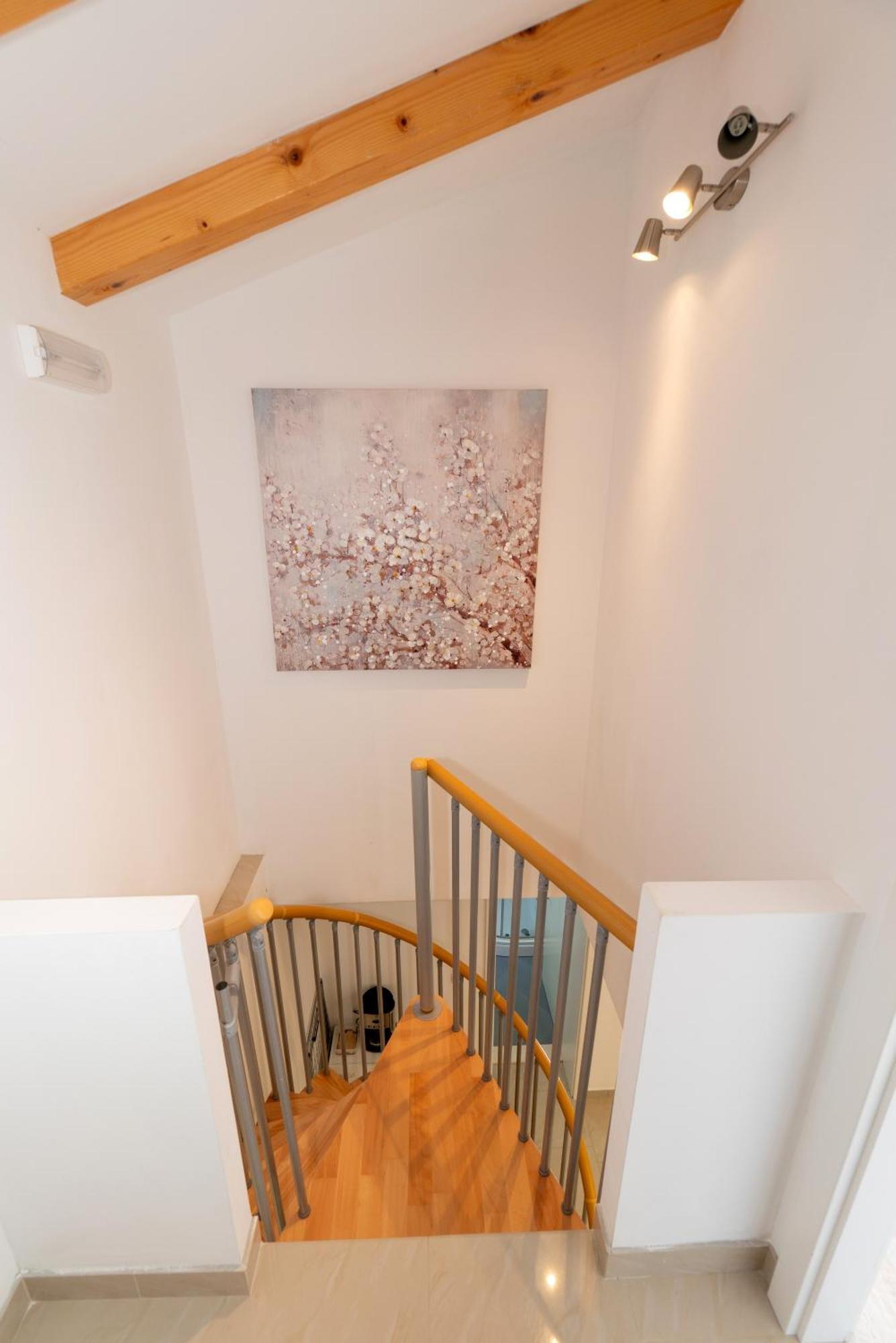 Apartments Srdanovic Оміш Екстер'єр фото