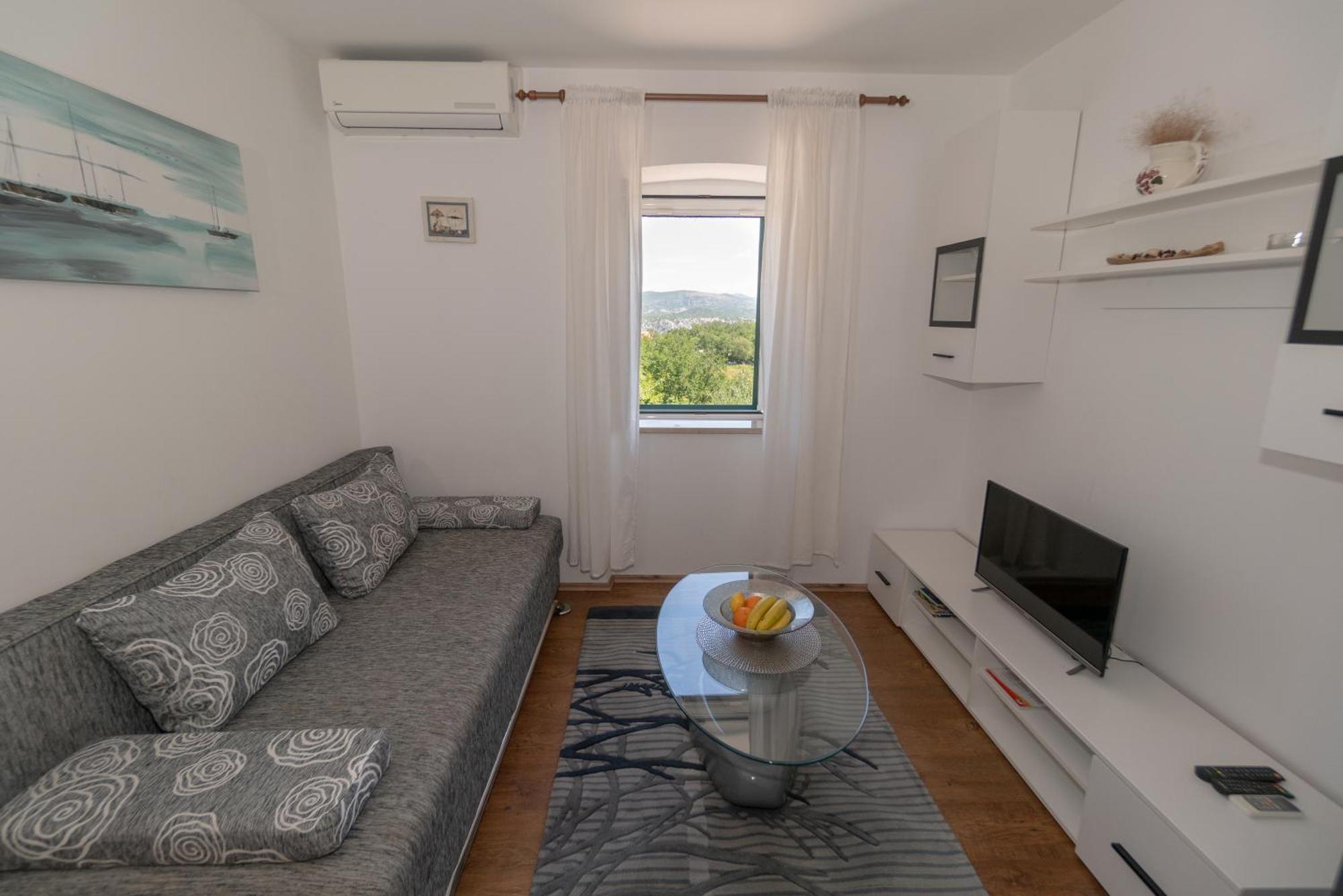 Apartments Srdanovic Оміш Екстер'єр фото